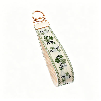 QIUDU embroidered wristlet keychain gift packaging
